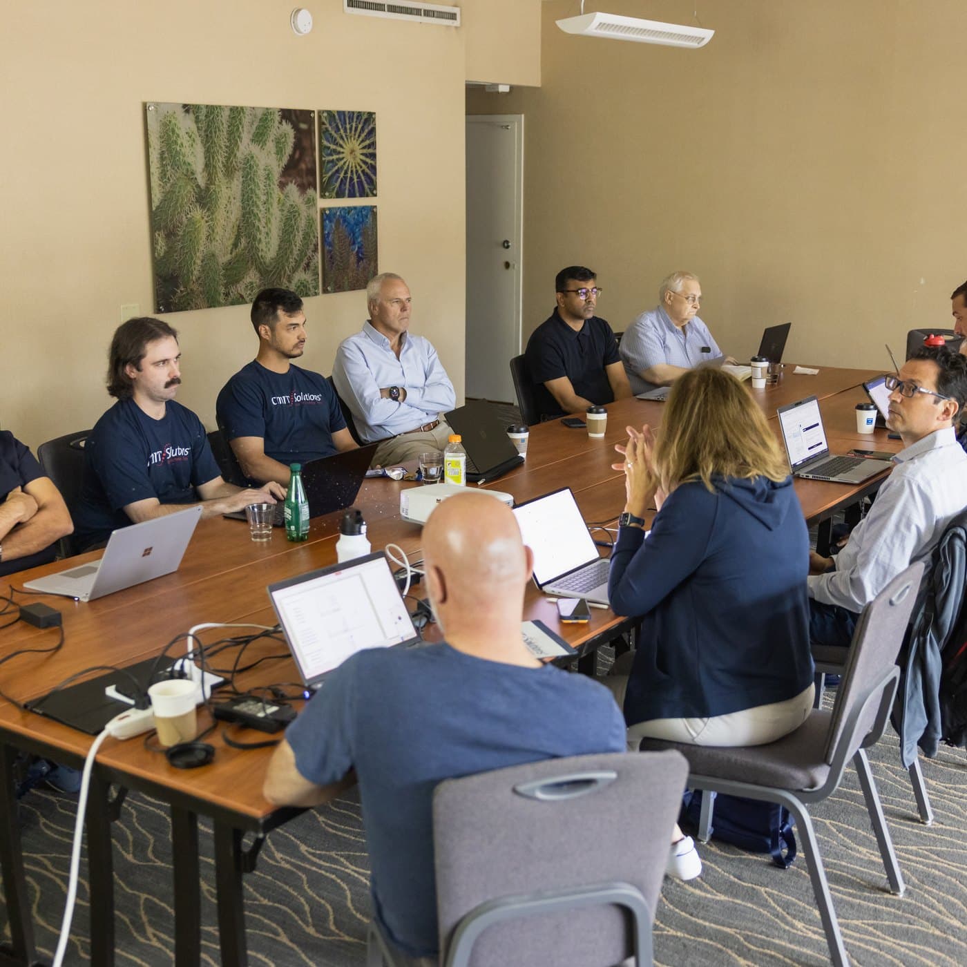 Franchise owners working together between sessions